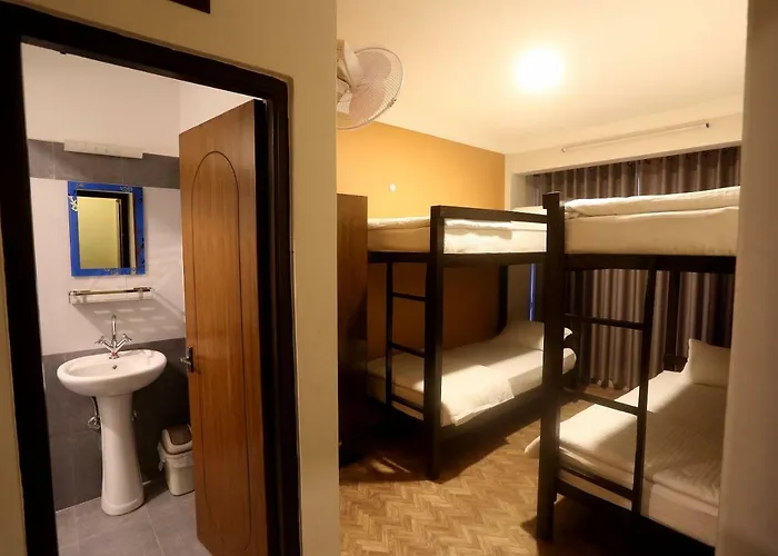 Firante Hostel *